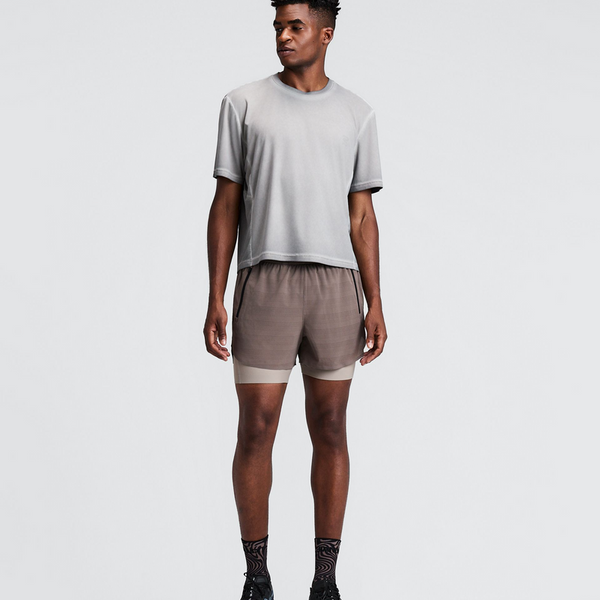 Bandit Men's CoolGrid™ 2-in-1 Run Shorts - Cocoa