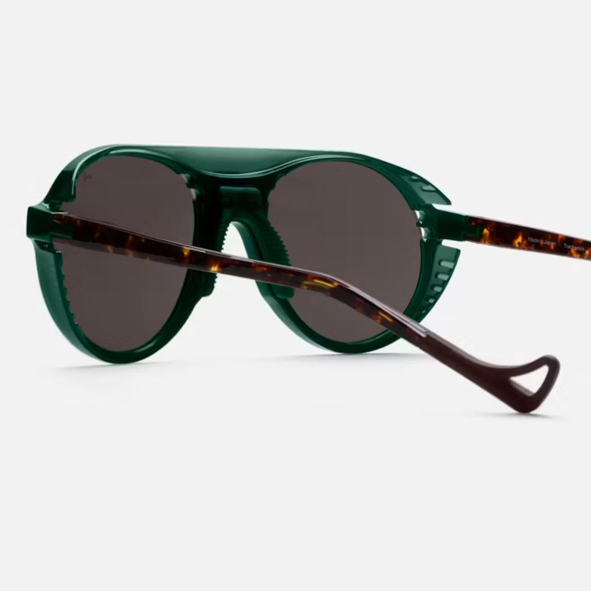 District Vision x Tracksmith Kazu Tourer - Green