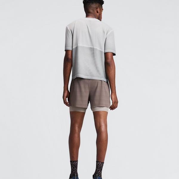 Bandit Men's CoolGrid™ 2-in-1 Run Shorts - Cocoa