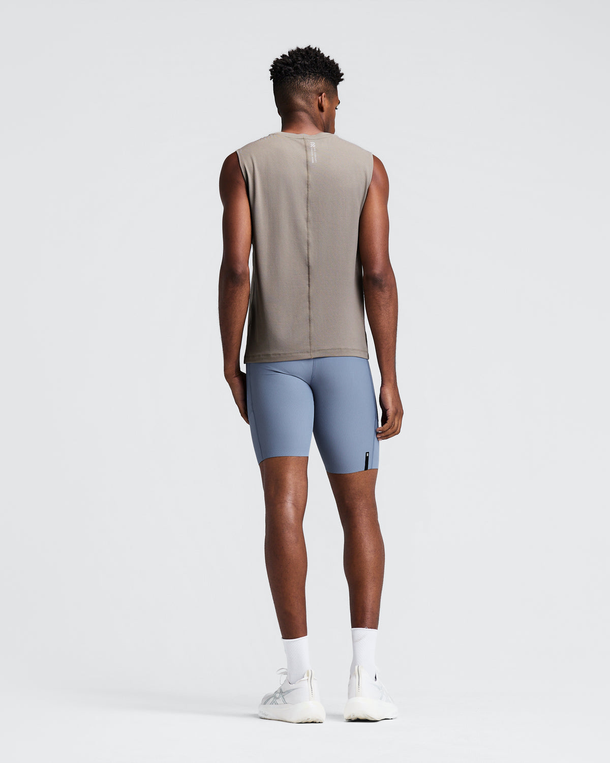 Bandit Men's Micromesh™ Run Tank - Concrete Taupe - XS