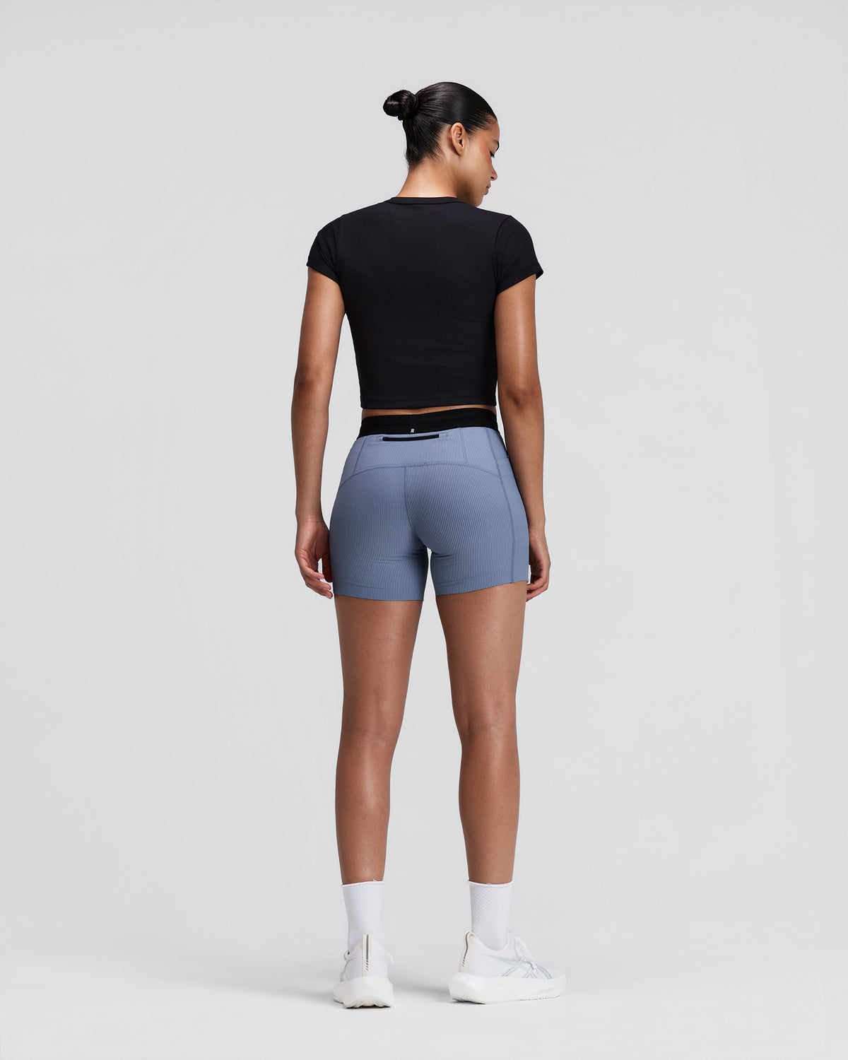 Bandit Women's Vituccia™ Cropped Performance Tee - Black